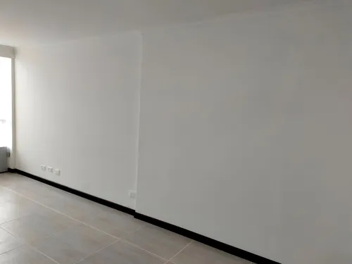 Arriendo De Apartaestudio En Altos Del Poblado, Poblado