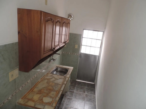 Imagen 7 de 15 de Divina Casa De 2 Dormitorios A Dos Cuadras Del Parque Prado!