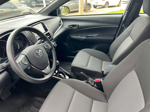 Toyota Yaris 1.5 107cv Xs