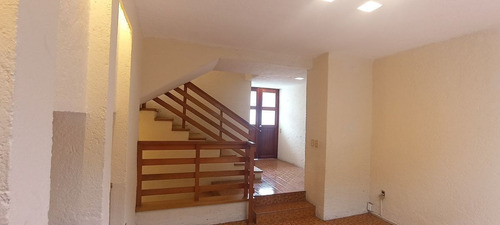 Imagen 4 de 30 de Cálida Y Amplia Casa En Venta - Condominio Privado En Cuajim