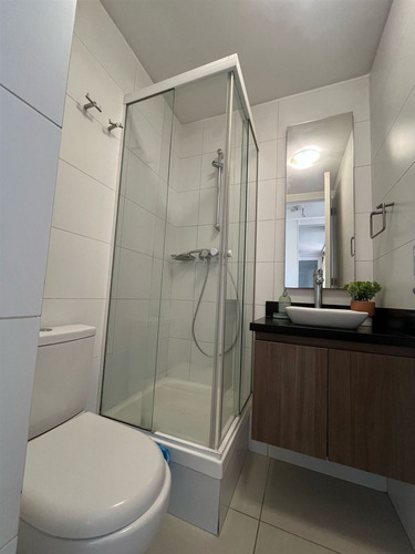Departamento En Venta De 2 Dorm. En Las Condes