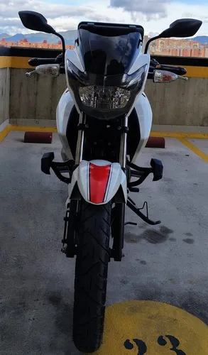 Tvs Apache Rtr 160, Color Blanca, 2 Valvulas