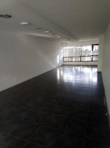 Imagen 1 de 6 de Se Alquila Local En El Centro Manizales