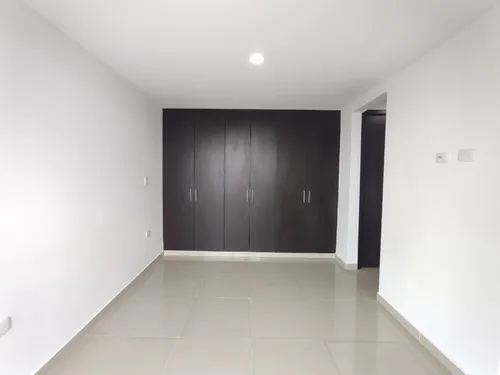 Apartamento En Arriendo En La Floresta. Cod A27307