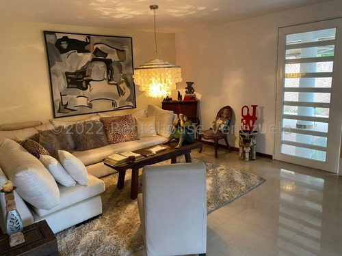 Imagen 10 de 24 de La Casa De Tus Deseos, Hermosa Casa, Llena De Espacios Amplios Y Agradables, Vista Al Ávila, Anexo Independiente.