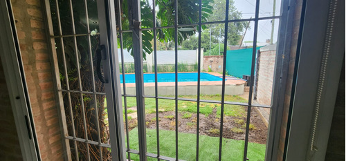 Villa Rivera Indarte Casa En Alquiler Con Cochera Y Pileta 2d 2b