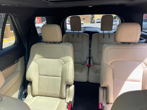 Imagen 14 de 15 de Ford Explorer Limited Americana
