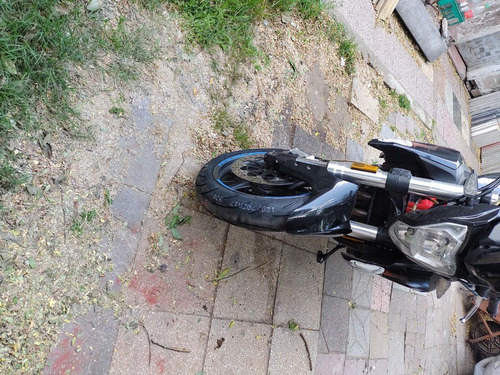 Imagen 17 de 17 de Benelli Tnt 600