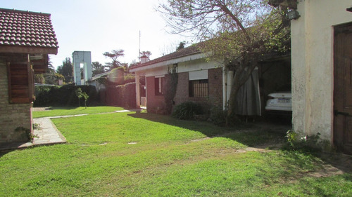 Imagen 2 de 28 de Hermosa Casa Quinta Con Pileta + 2da Casa Al Fondo