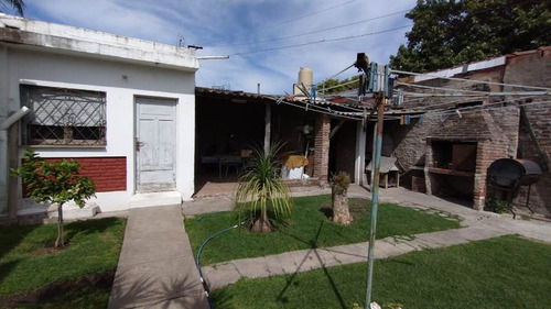 Chalet 3 Ambientes Sobre Lote De 320m2