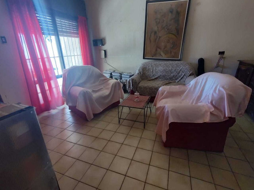 Imagen 8 de 19 de Ampl. Resid. America - Los Tintines 1194 - Casa Galpón En Venta