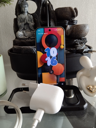 Google Pixel 9 Pro 256gb 16gb Ram Liberado Verde Oscuro (Usado)