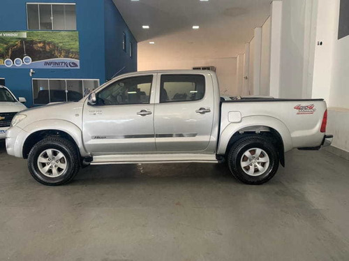 Imagem 8 de 15 de Toyota Hilux 3.0 Cd Dsl 4x4 Srv At Vsc 2011