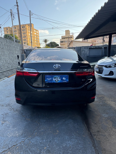 Toyota Corolla 1.8 16v Gli Upper Flex Multi-drive 4p