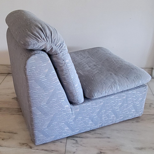 Sillon 1 Cuerpo Banqueta Con Respaldo 70x87x77 Almohadones Celeste / Violeta Tramado (Usado)