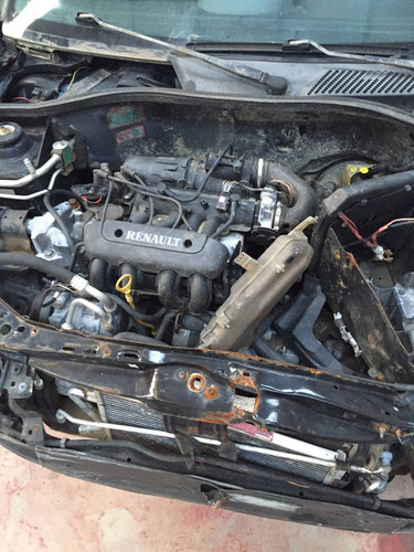 Sucata Renault Clio 2001