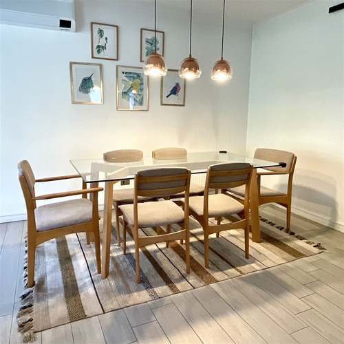 Casa En Venta De 4 Dorm. Remodelada En Las Condes