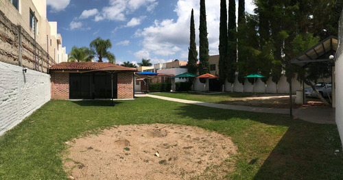 Terreno En Venta Y Renta Blvd. José María Morelos