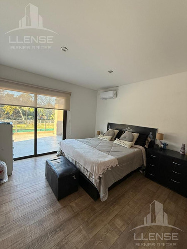 Casa 4 Ambientes Con Pileta En Alquiler - Guillermo E Hudson