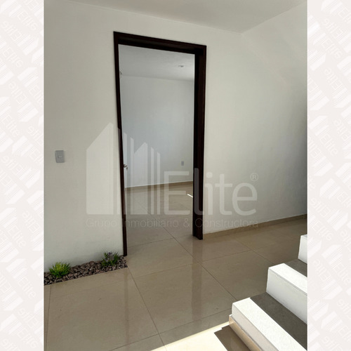 Casa En Venta Para Inversionistas En Lomas De Juriquilla