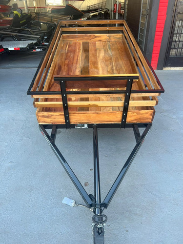 Carretinha Fazendinha Reboque Medidas 2,5 C X 1,20 L