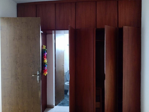 Imagem 12 de 15 de Apartamento Oportunidade Com Suíte E Vaga De Garagem Coberta !!! - 214
