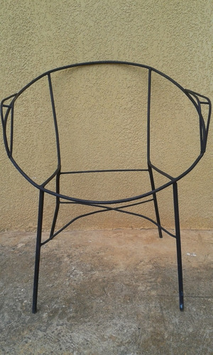 Imagen 2 de 6 de Silla De Hierro