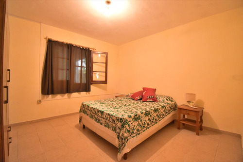 Casa Con Local En Venta En Los Pinos