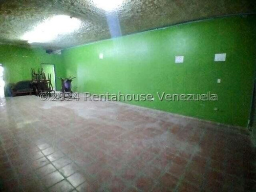 Rahdeleste 25-5028 Local Comercial En Alquiler Ubicado En Pleno Centro De Barquisimeto