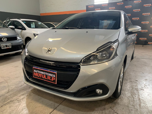 Peugeot 208 1.6 Allure