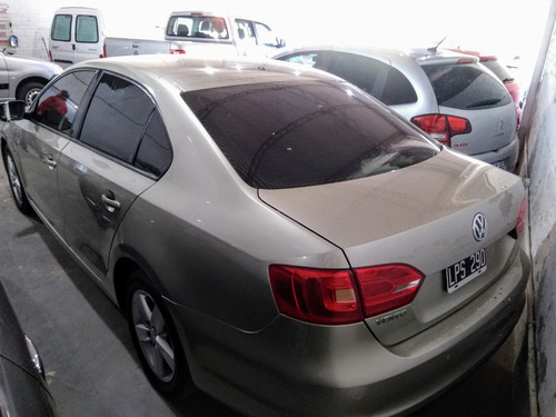 Volkswagen Vento, Orozamultimarca