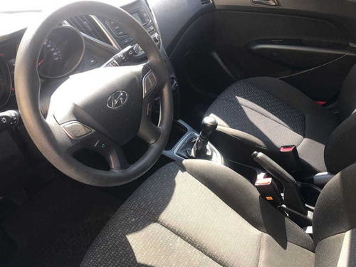 Imagem 7 de 10 de Hyundai Hb20 1.0 Confort Plus