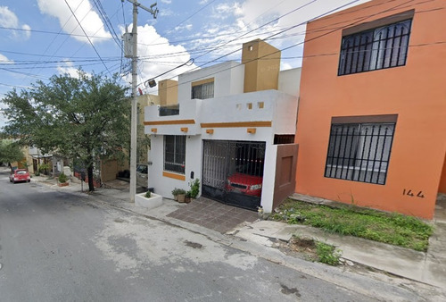 Casa De Oportunidad En Lomas De San Genaro 3er Sector, General Escobedo, Nuevo Leon. Remate Bancario