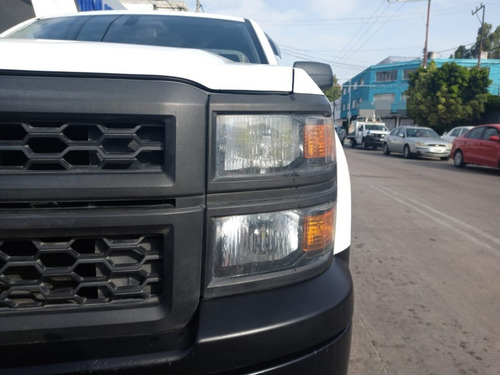 Imagen 9 de 13 de Chevrolet Silverado 2014 Ls V6 Cab Reg Std Eng $ 51,6000