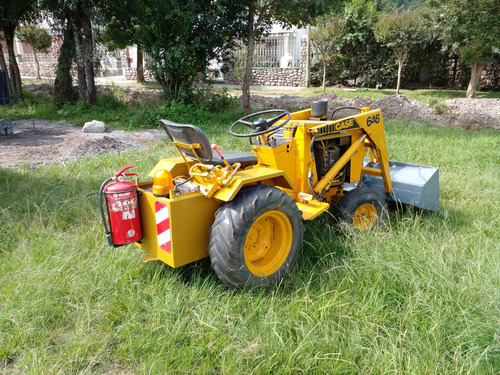 Minicargadora Case 646 (motor A Reparar)