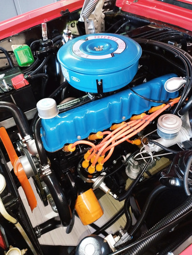 Ford Falcon Futura 221