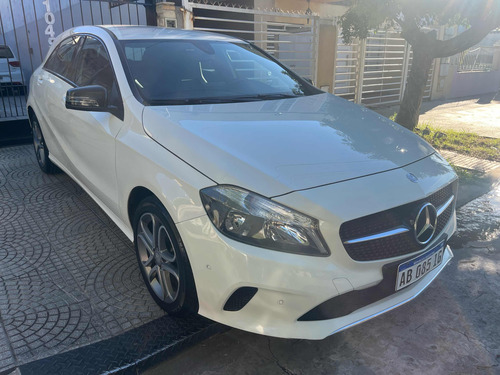 Mercedes-Benz Clase A 1.6 A200 Urban 156cv