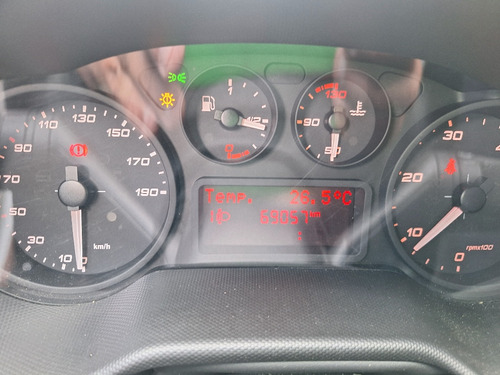 Iveco Daily Chasis 3.0 45-170 3750 Cab. Simples 2P