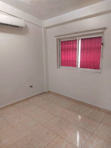 Venta De Town House Urb San Sur Frente Av Julio Centeno San Diego Edo Carabobo