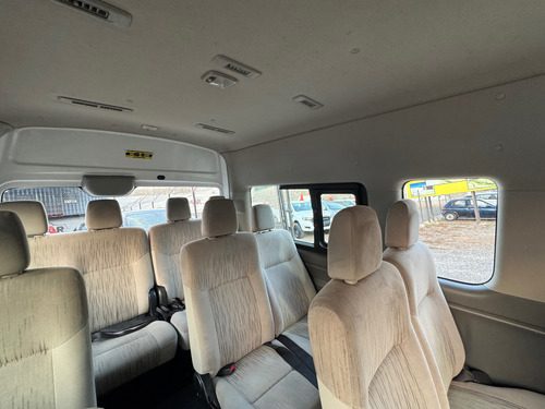 Nissan Urvan 2.5 15 Pas Amplia Aapack Seg Mt