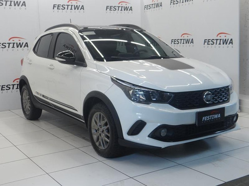 Imagem 5 de 14 de Fiat Argo 1.8 E.torq Trekking