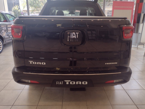 Imagen 13 de 25 de Fiat Toro
