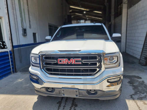 GMC Sierra 5.4 Cabina Regular Sle 4x4 At