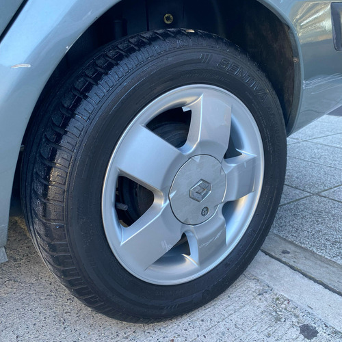 Renault Clio 1.6 Privilege