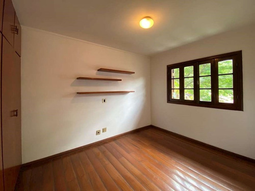 Imagem 29 de 30 de Inpla - Linda Casa, 4d(2sts),otima Localizacao, Lareira, Piscina, Gourmet! - 1733