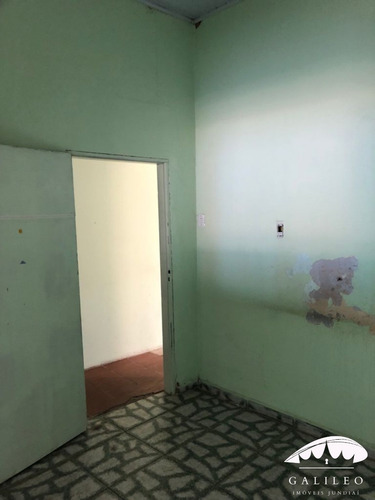 Imagem 9 de 17 de Aluguel | Salão Comercial No Centro De Jundiaí- Com 111 M² - 02 Banheiros - Cozinha - Espaço Para Banho E Tosa. - Sl00050 - 70034003
