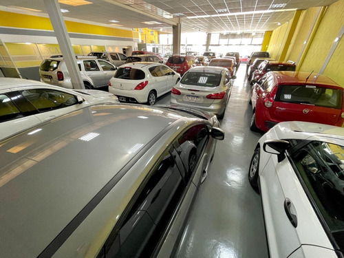 Imagen 12 de 15 de Renault Kwid Zen 1.0 5p Año 2018 Km 96.800