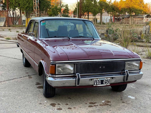 Ford Falcon Deluxe
