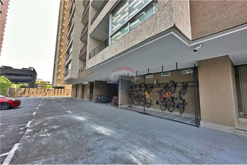 Oportunidad!! Duplex 2dorm, 2b, 2 Estac 1 Bod