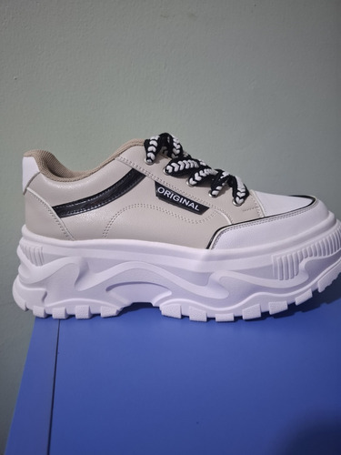 Zapatillas Coreanas De Dama Plataforma